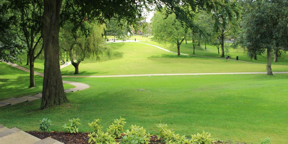 Main image: View down the entrance steps into Winckley Square Gardens. View down the entrance steps into Winckley Square Gardens.